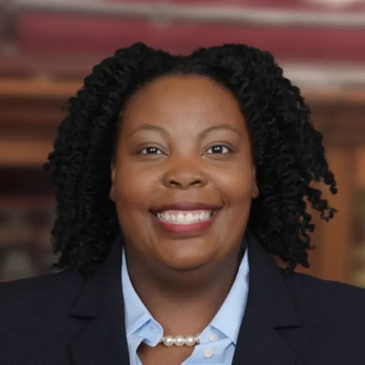 Valencia Carter-Bennett